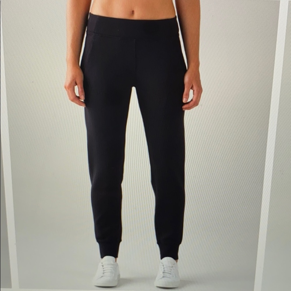 Lululemon Embrace the Space Pant